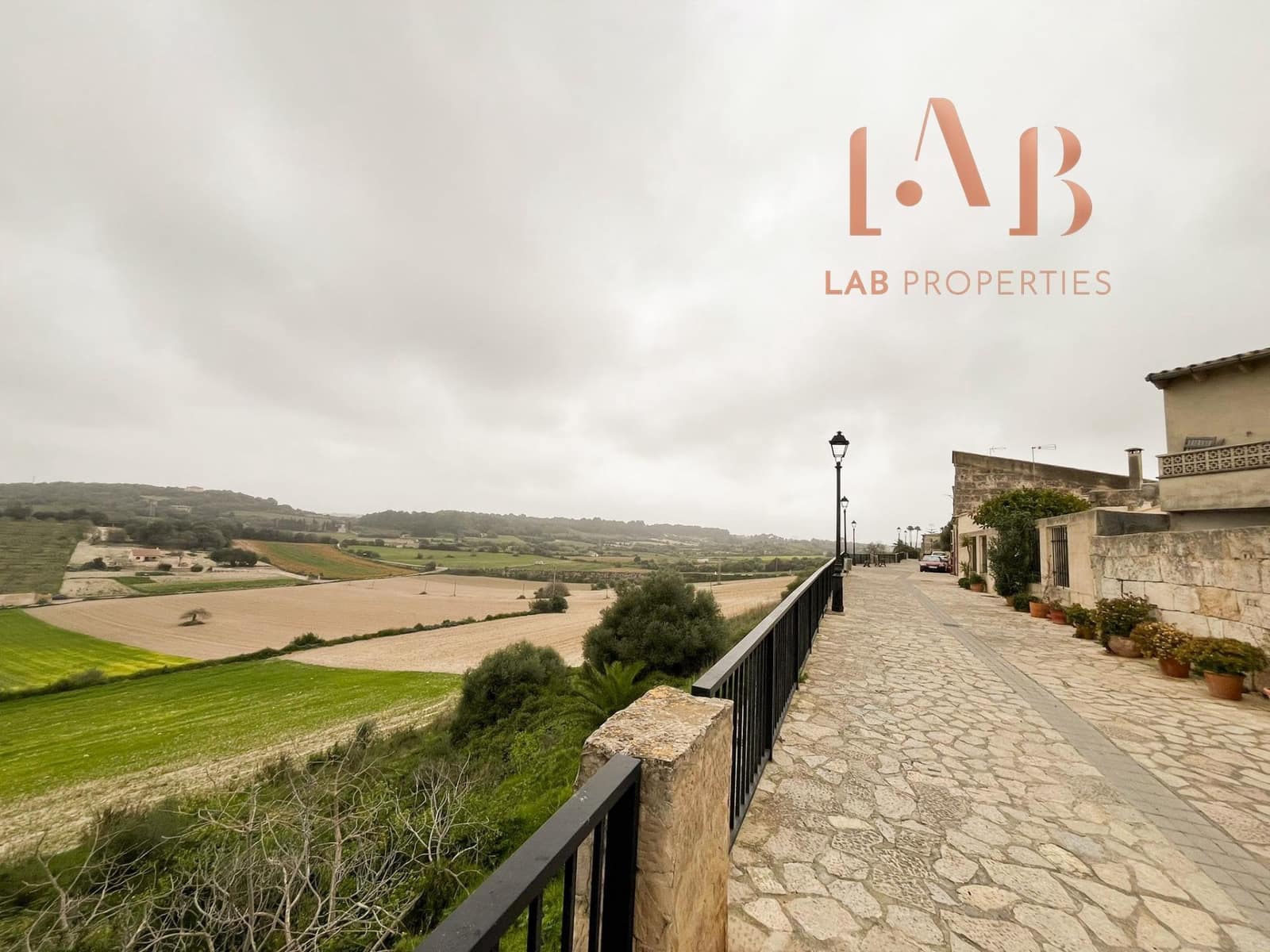 Apartamento de 2 habitaciones en Muro en venta - 244.000 € (Ref: 9659394)