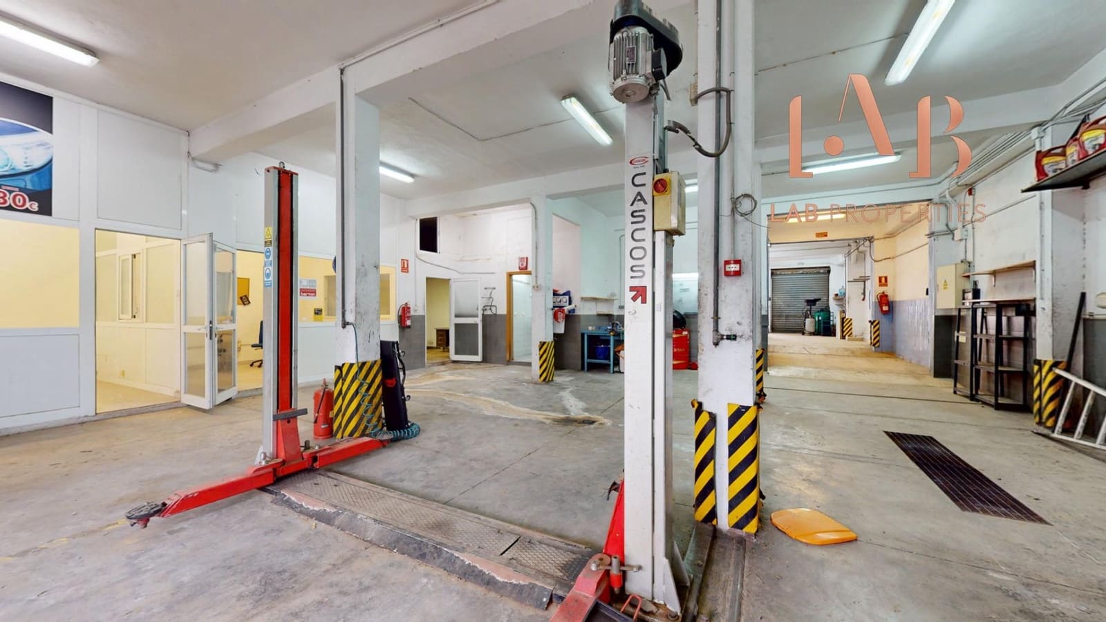 Commercial for sale in Palma de Mallorca - € 484,999 (Ref: 9679827)