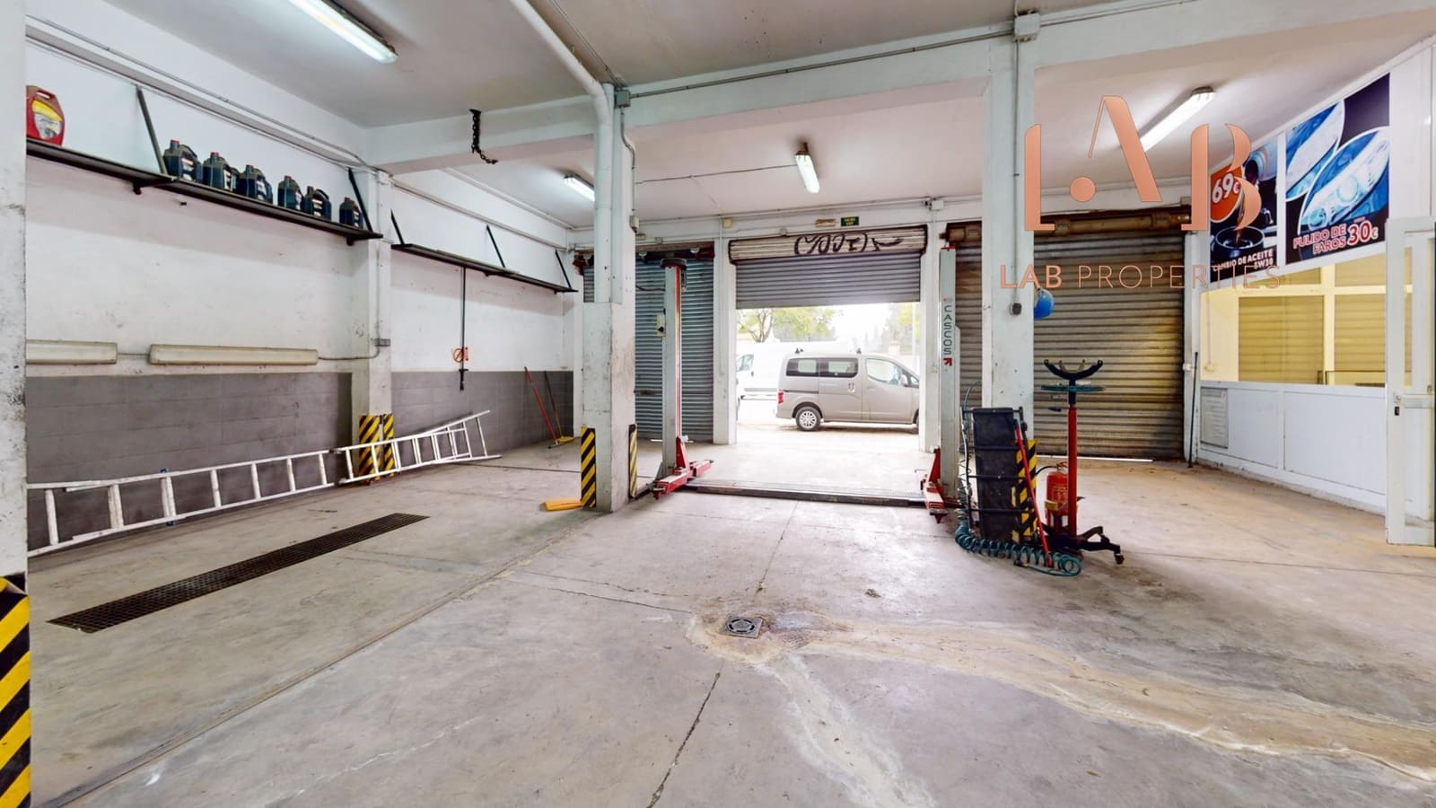 Commercial for sale in Palma de Mallorca - € 484,999 (Ref: 9679827)