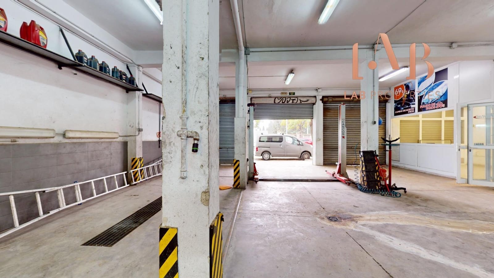 Commercial for sale in Palma de Mallorca - € 484,999 (Ref: 9679827)