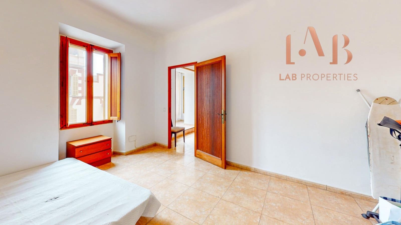 6 chambre Maison de Ville à vendre à Llubi avec garage - 540 000 € (Ref: 9738535)