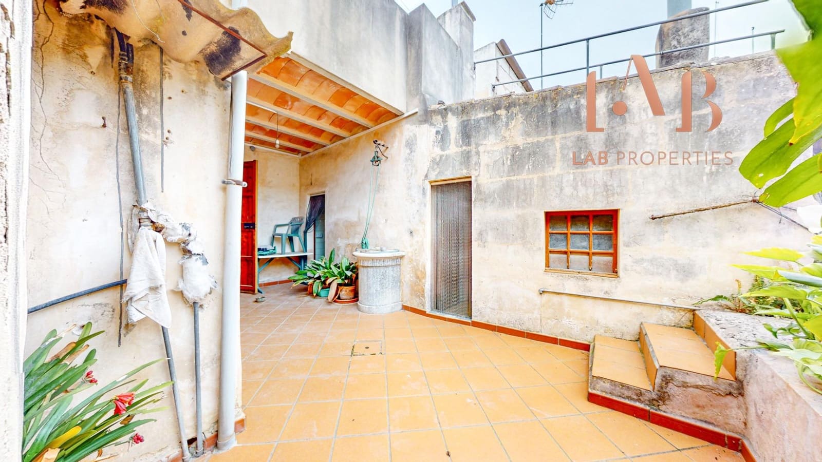 6 chambre Maison de Ville à vendre à Llubi avec garage - 540 000 € (Ref: 9738535)
