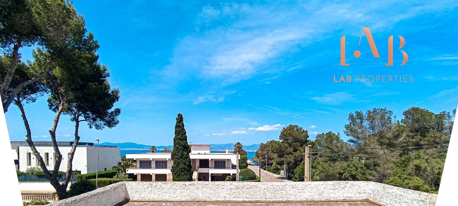 2 soveværelse Villa til salg i Llucmajor med garage - € 680.000 (Ref: 9806450)