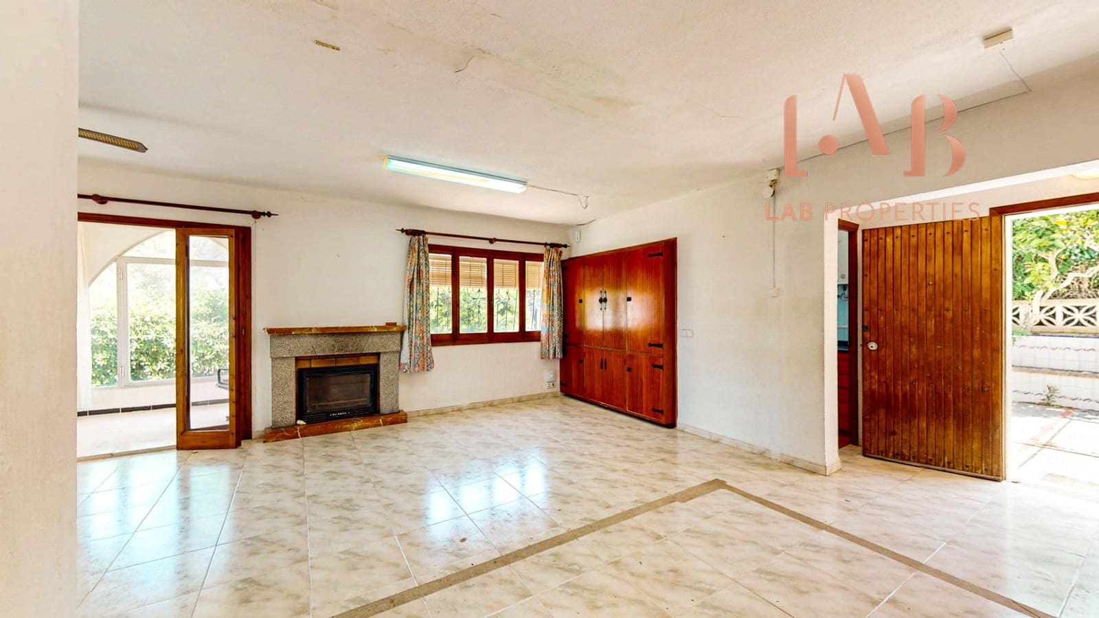 2 soveværelse Villa til salg i Llucmajor med garage - € 680.000 (Ref: 9806450)