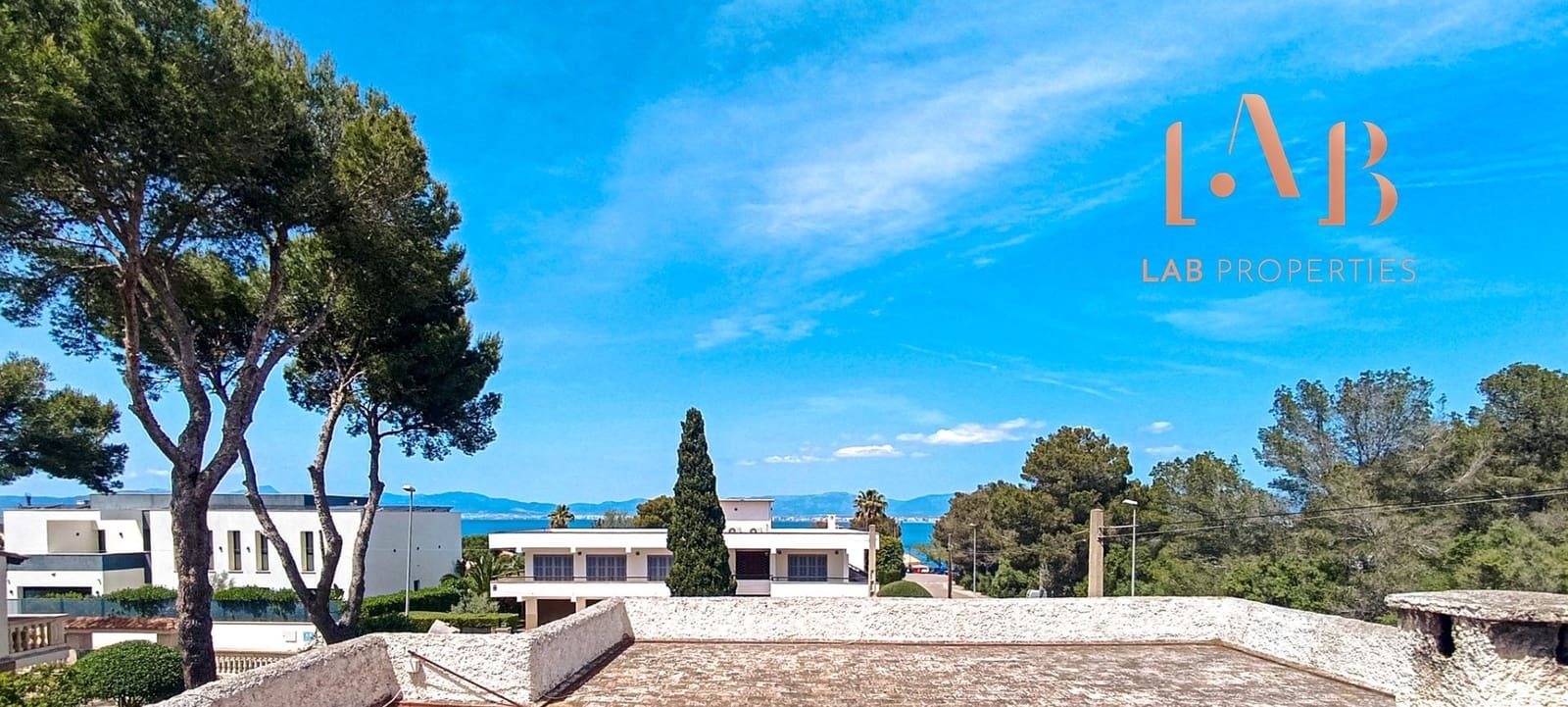 2 soveværelse Villa til salg i Llucmajor med garage - € 680.000 (Ref: 9806450)