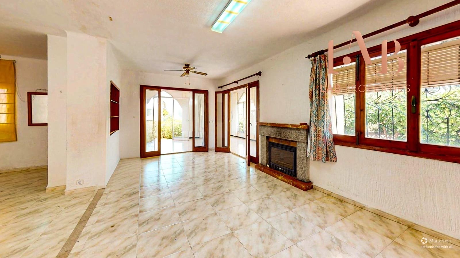 2 soveværelse Villa til salg i Llucmajor med garage - € 680.000 (Ref: 9806450)