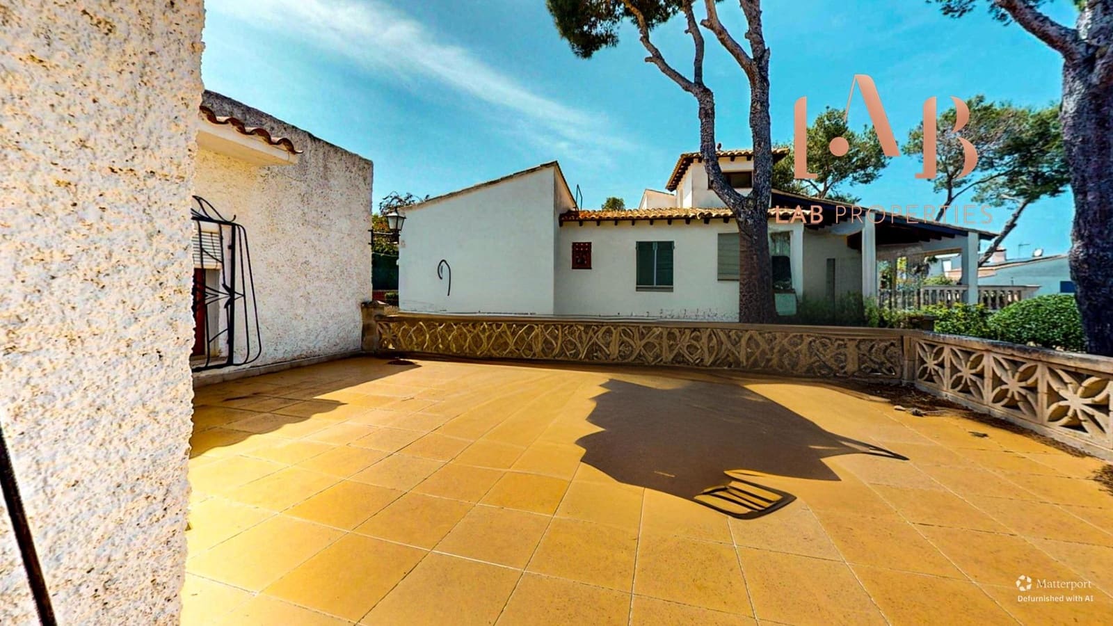 2 soveværelse Villa til salg i Llucmajor med garage - € 680.000 (Ref: 9806450)