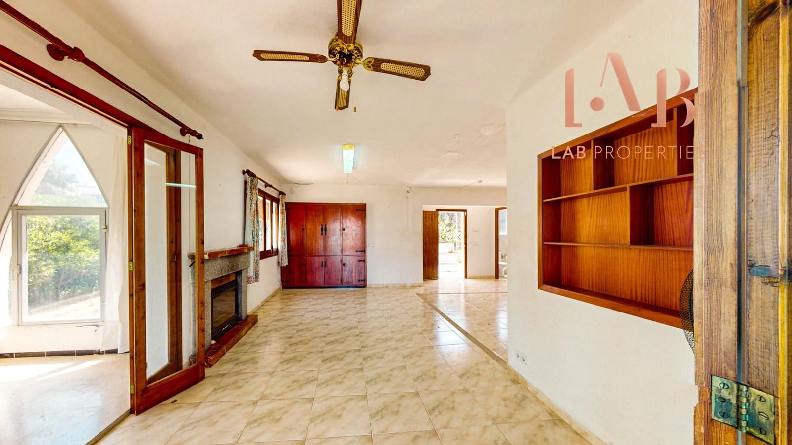 2 soveværelse Villa til salg i Llucmajor med garage - € 680.000 (Ref: 9806450)