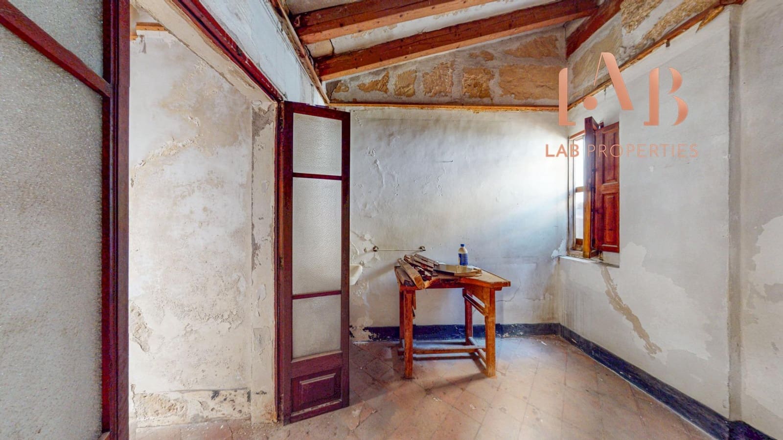 Townhouse for sale in Palma de Mallorca - € 1,260,000 (Ref: 9818180)