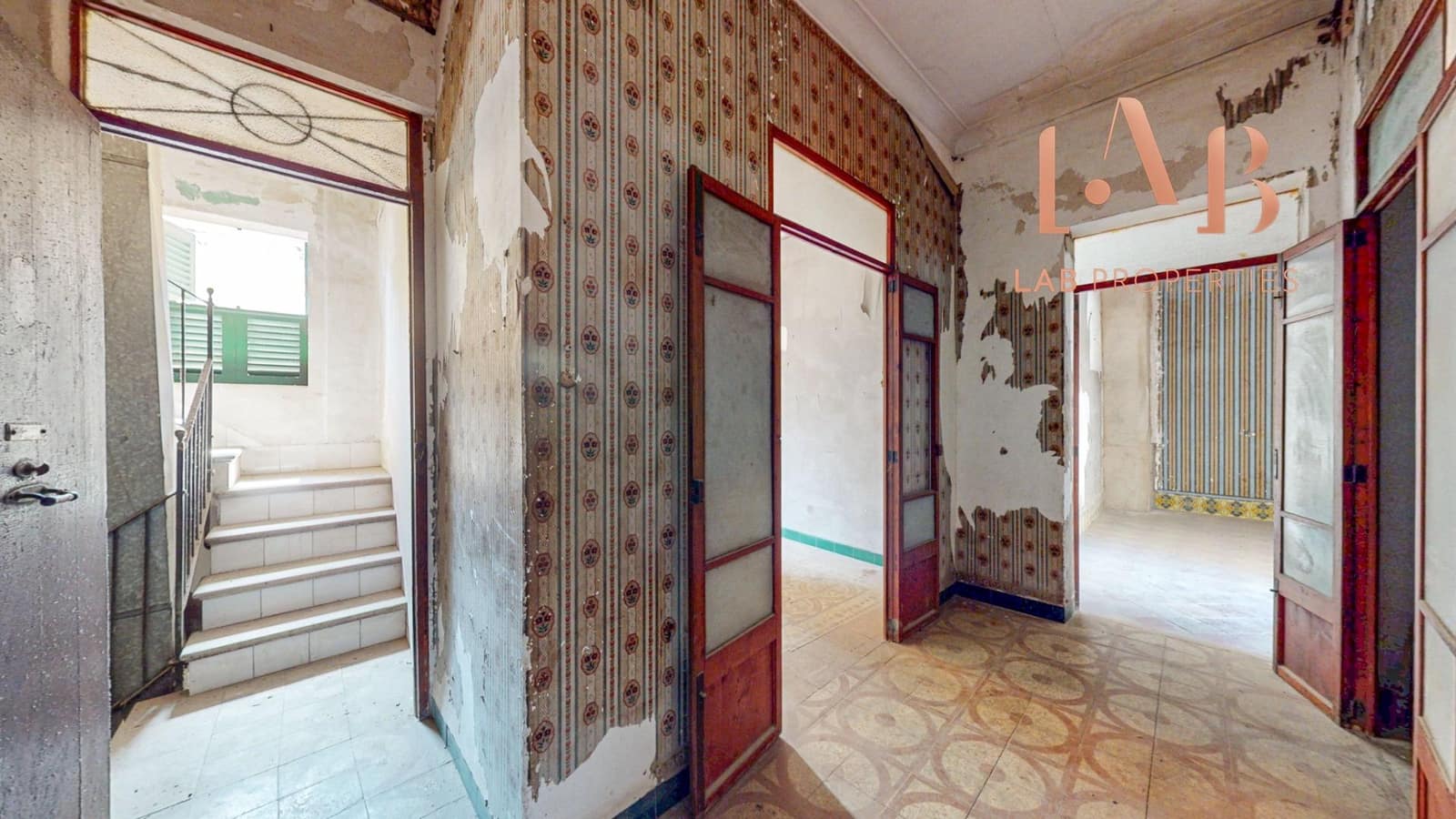 Townhouse for sale in Palma de Mallorca - € 1,260,000 (Ref: 9818180)