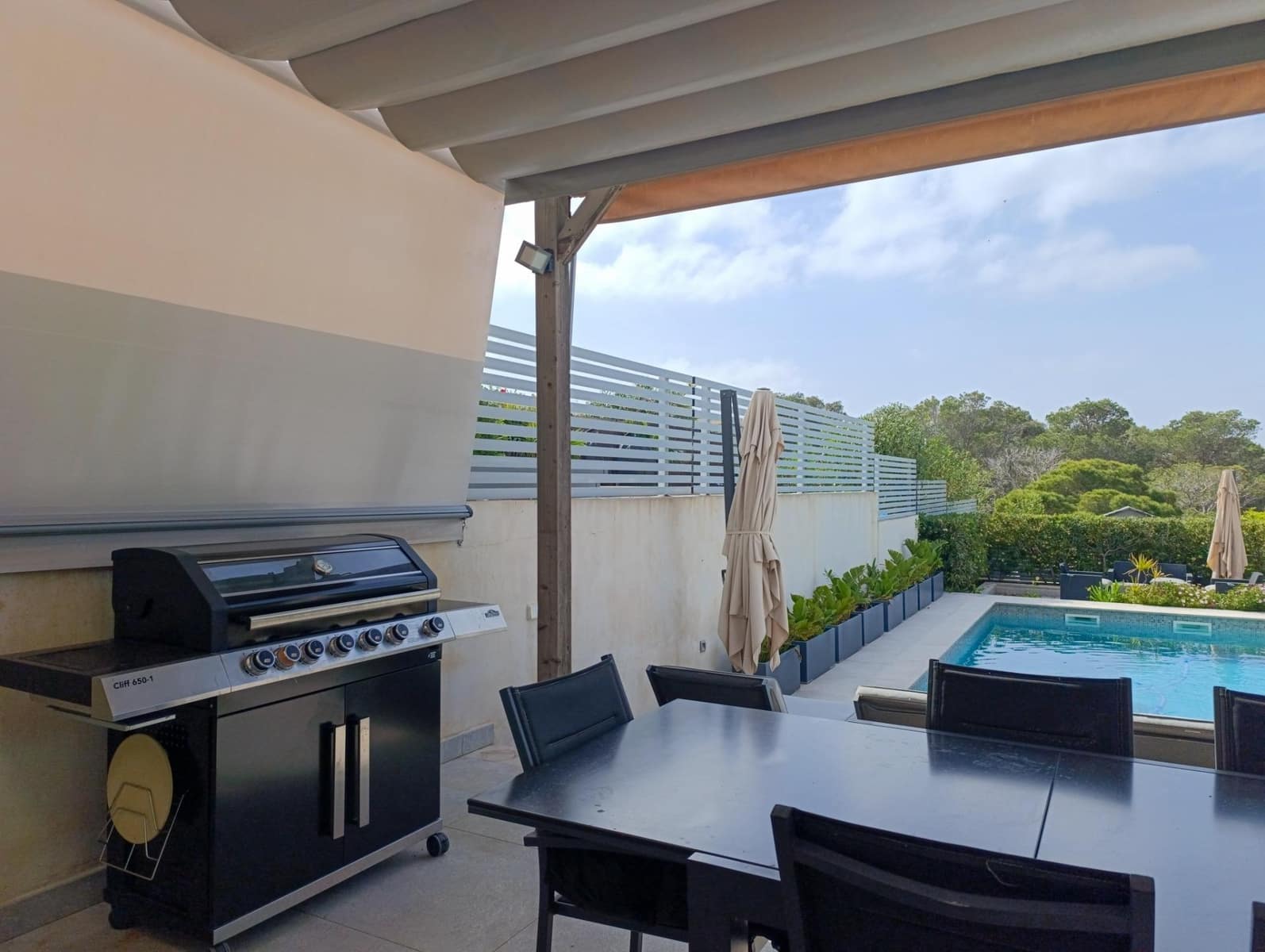 5 bedroom Semi-detached Villa for sale in Llucmajor with pool - € 1,790,000 (Ref: 9818181)