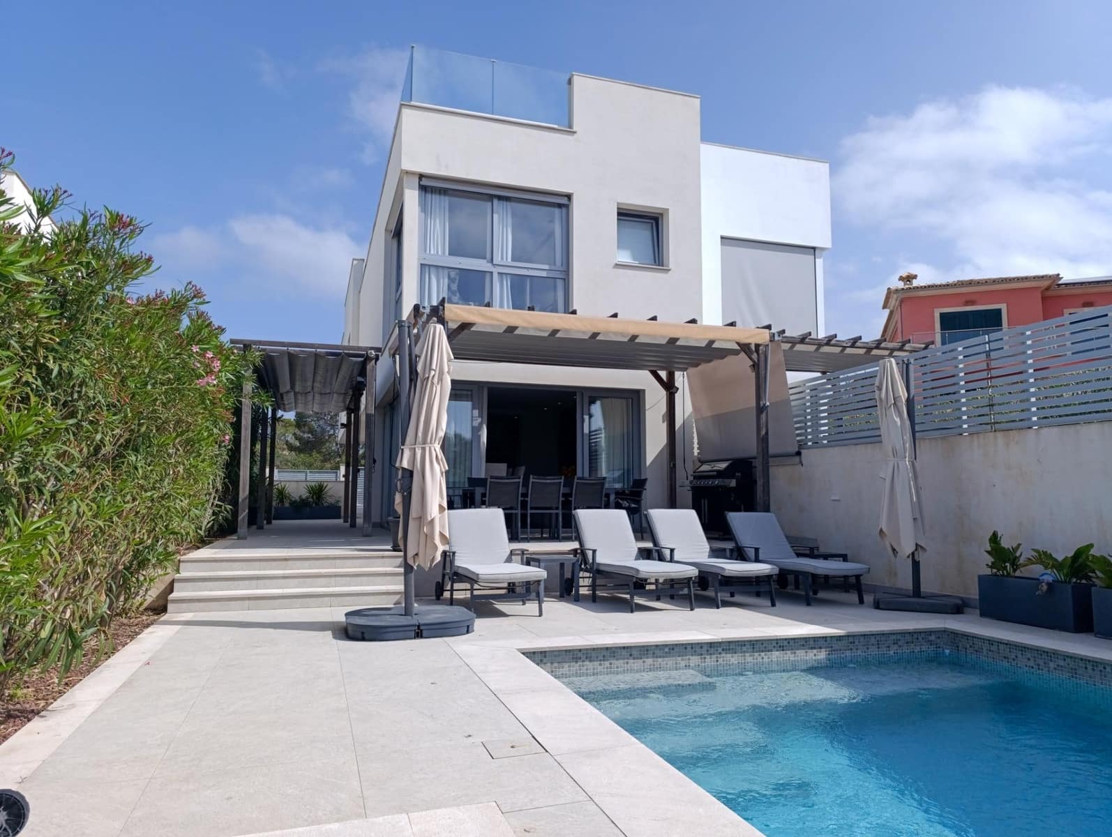5 bedroom Semi-detached Villa for sale in Llucmajor with pool - € 1,790,000 (Ref: 9818181)