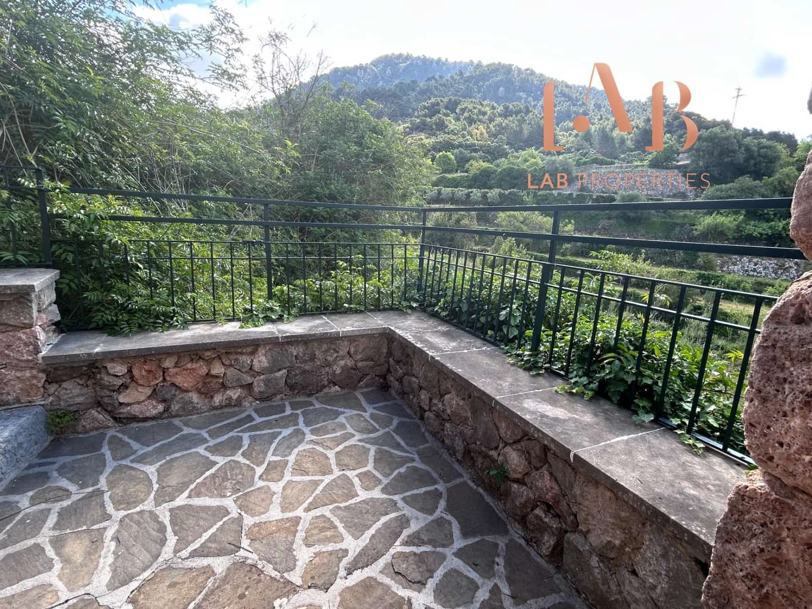 1 bedroom Finca/Country House for rent in Valldemosa with garage - € 1,800 (Ref: 9825228)
