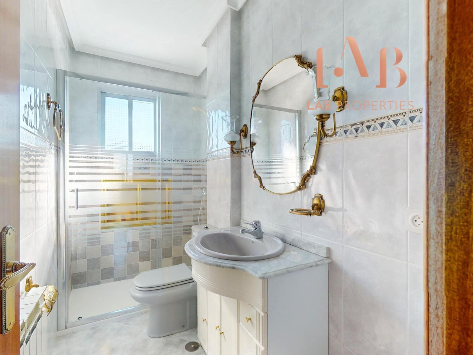 4 sypialnia Mieszkanie na sprzedaż w Miasto Madryt - 479 000 € (Ref: 9846199)