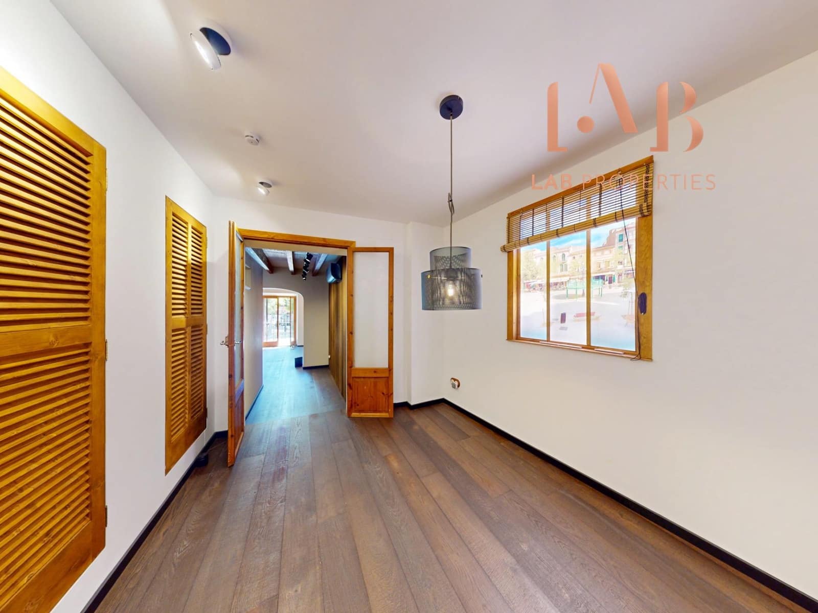 2 bedroom Flat for rent in Llucmajor with garage - € 1,550 (Ref: 9846201)