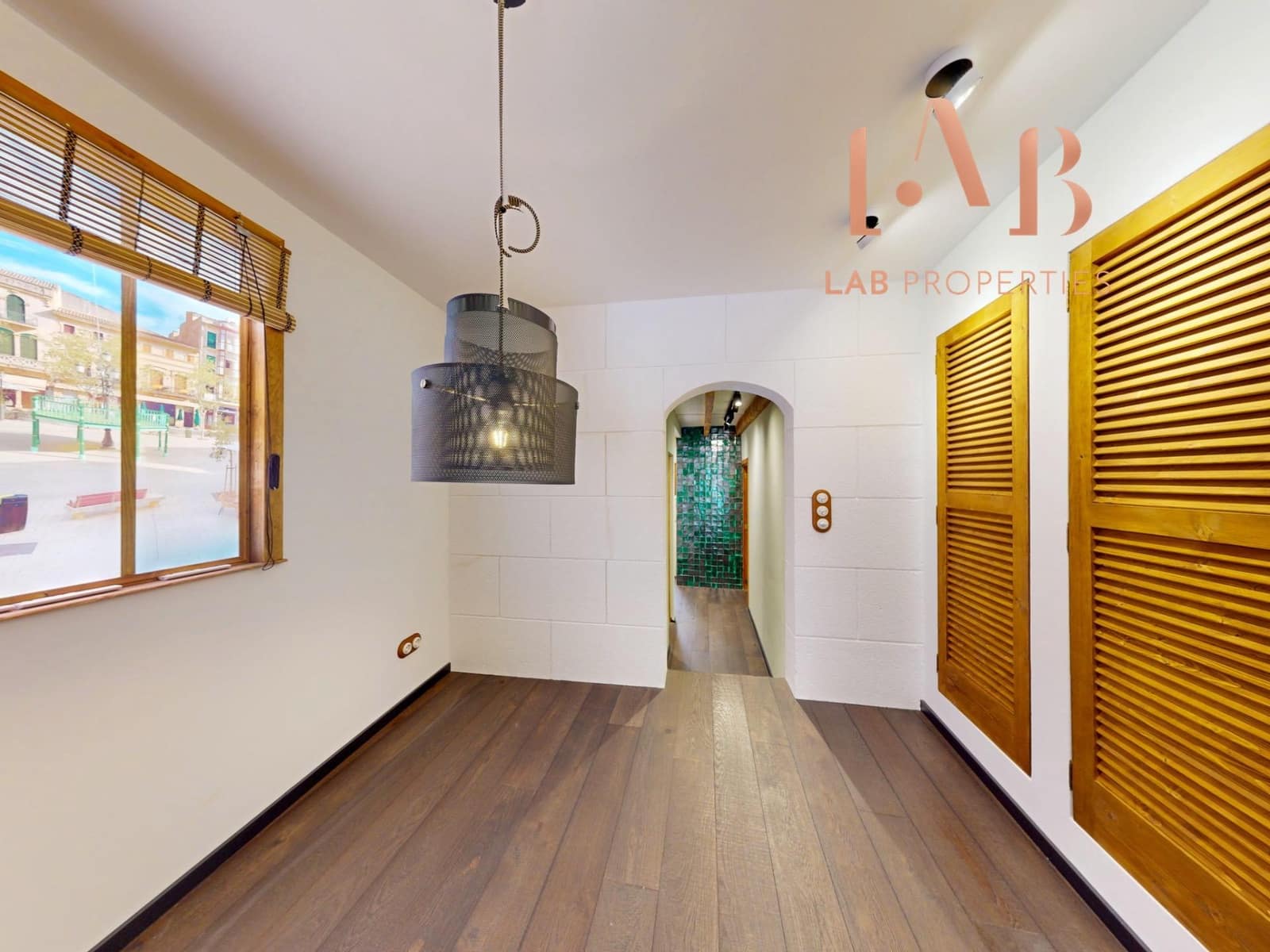2 bedroom Flat for rent in Llucmajor with garage - € 1,550 (Ref: 9846201)