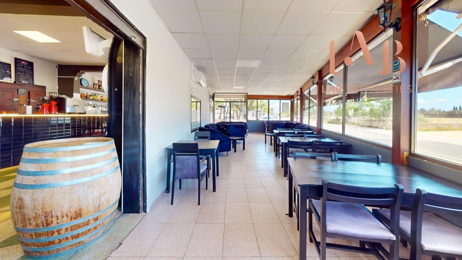 Commercieel te koop in Son Ferriol - € 495.000 (Ref: 9865159)