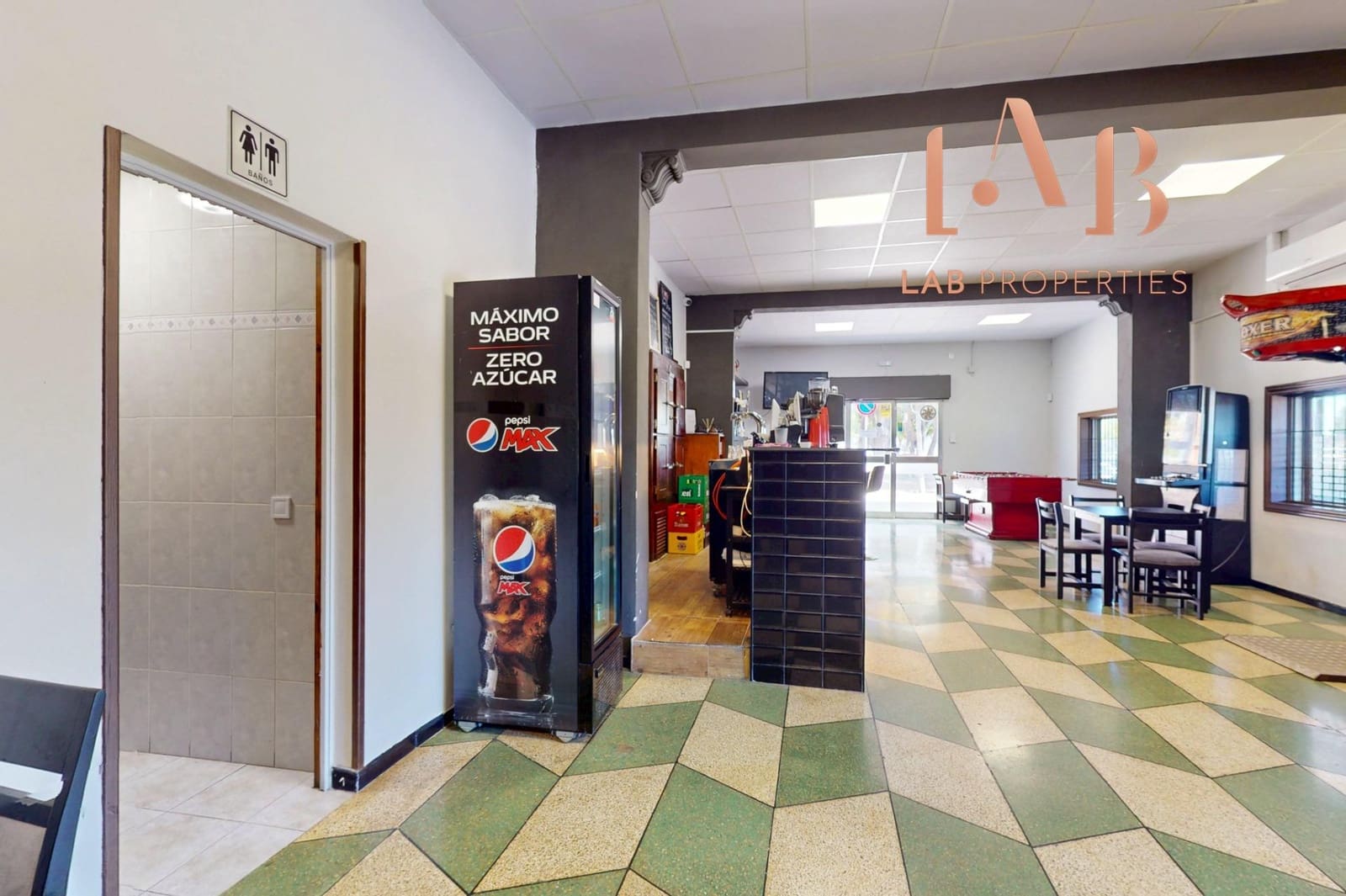 Commercieel te koop in Son Ferriol - € 495.000 (Ref: 9865159)