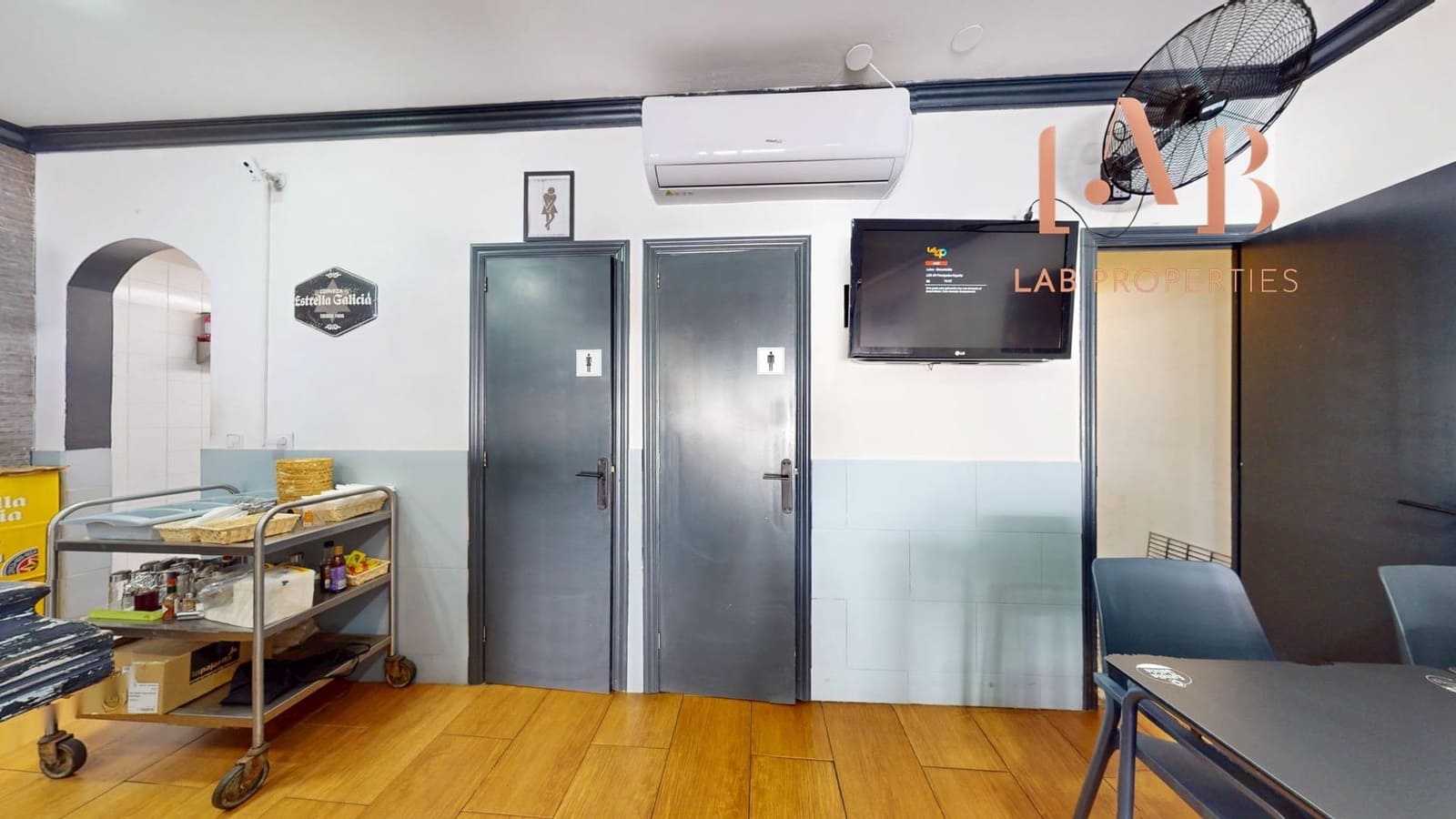 Commercial for rent in Palma de Mallorca - € 1,250 (Ref: 9881913)