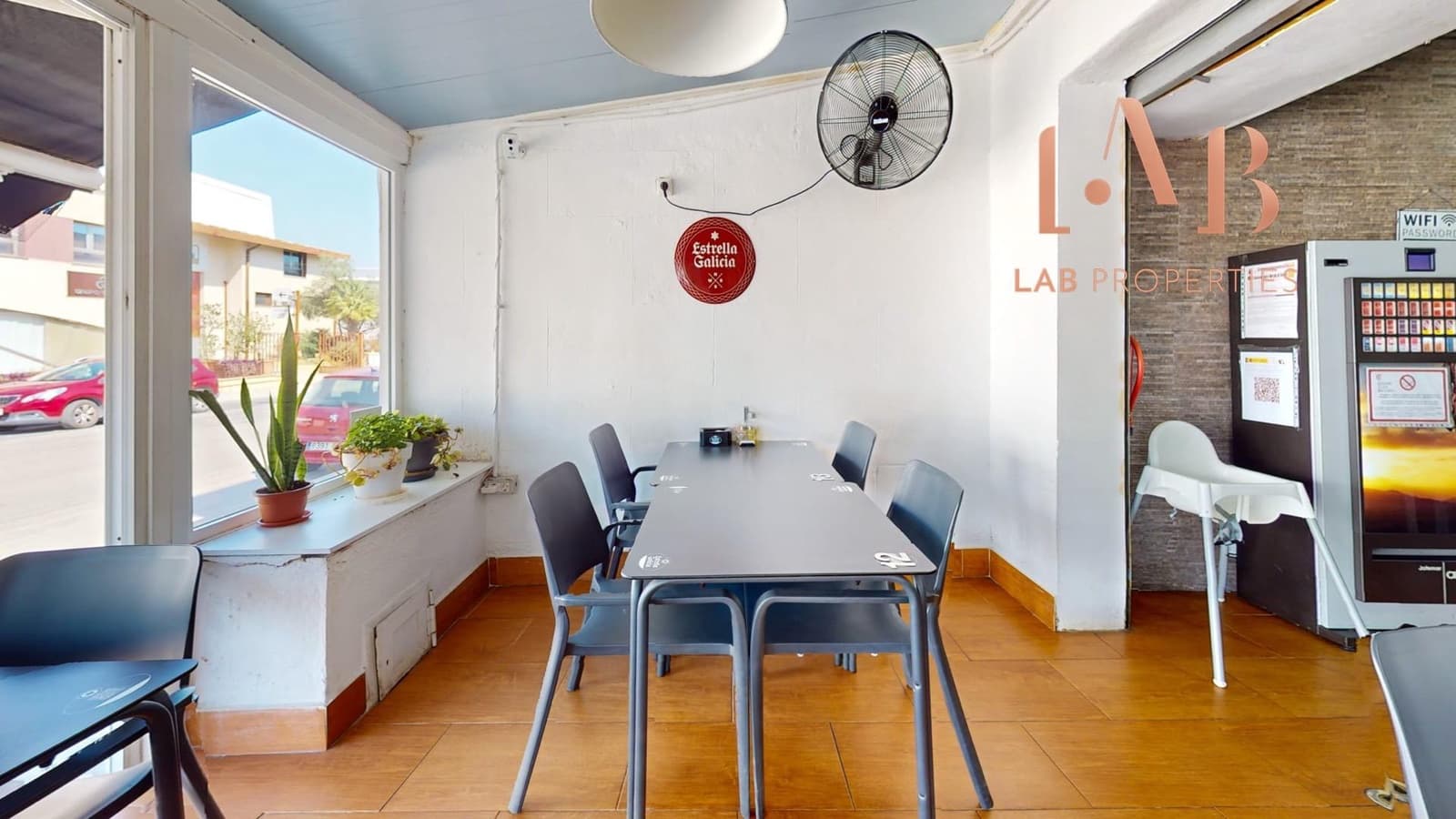 Commercial for rent in Palma de Mallorca - € 1,250 (Ref: 9881913)