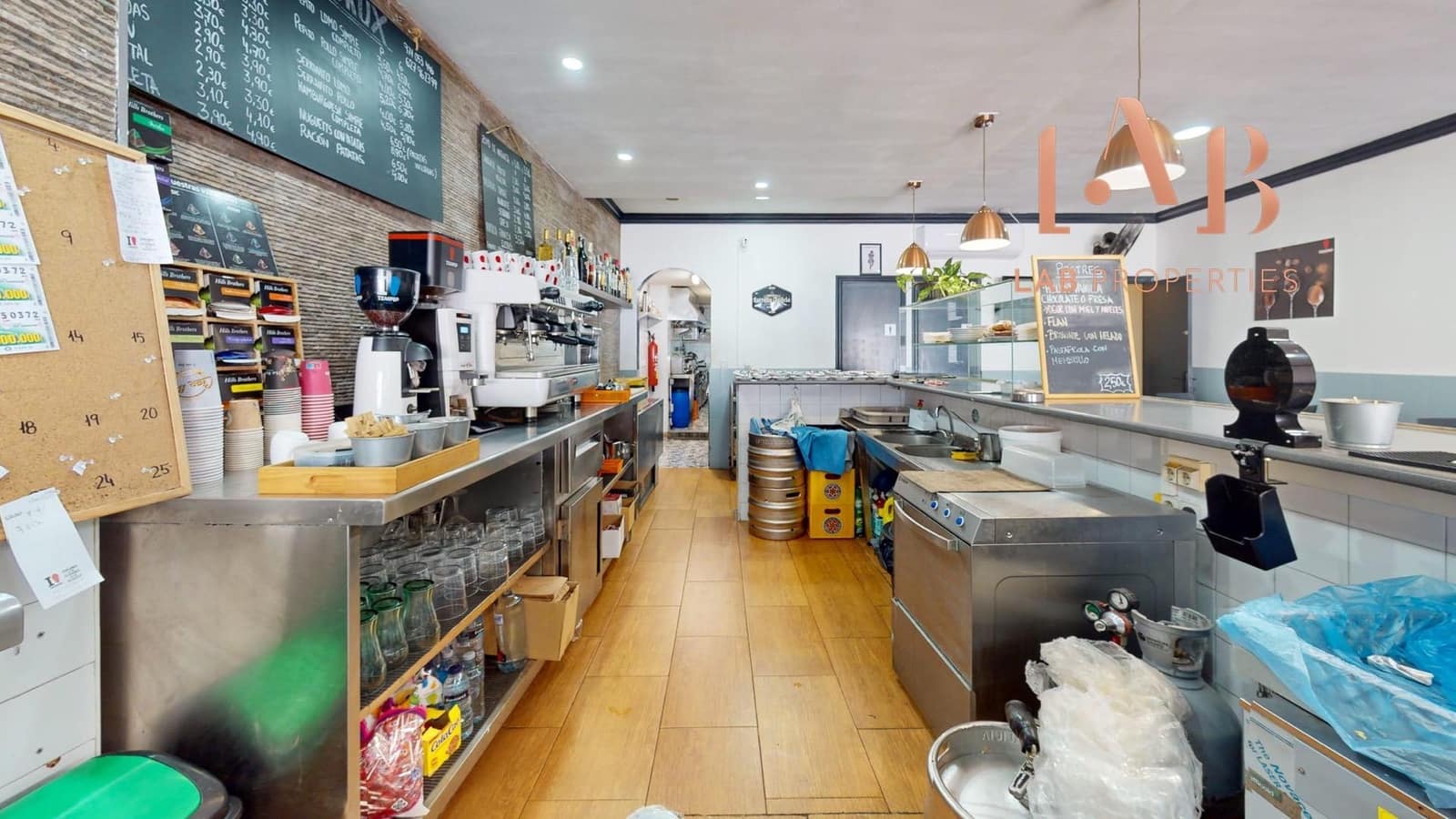 Commercial for rent in Palma de Mallorca - € 1,250 (Ref: 9881913)