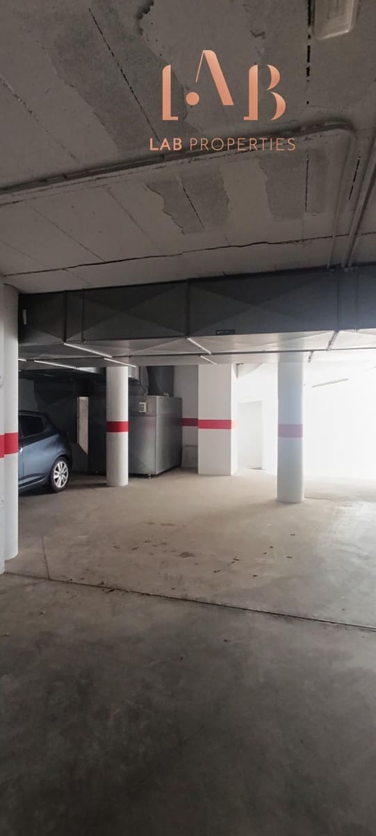 Office for sale in Palma de Mallorca - € 240,000 (Ref: 9899161)