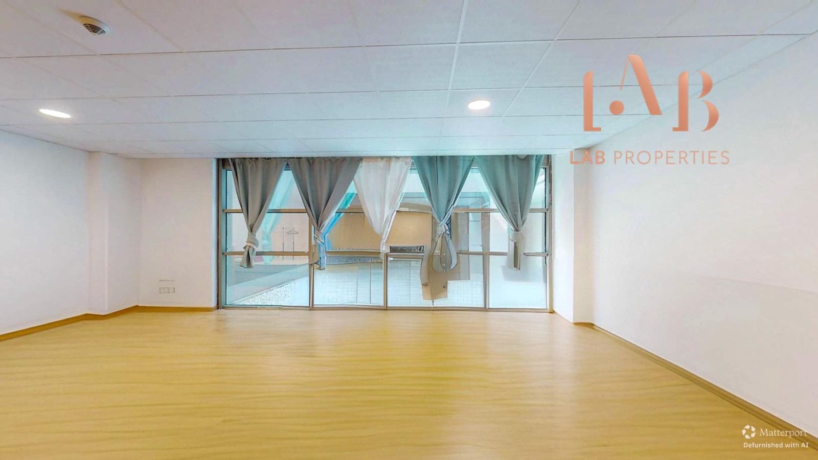 Office for sale in Palma de Mallorca - € 240,000 (Ref: 9899161)