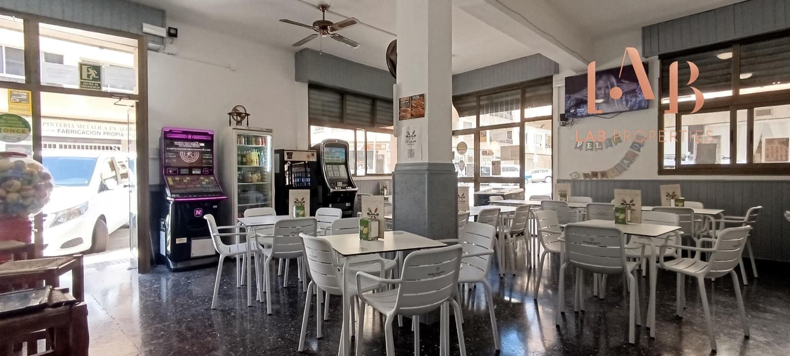 Kaupallinen vuokrattavana paikassa Palma de Mallorca - 1 020 € (Ref: 9915793)