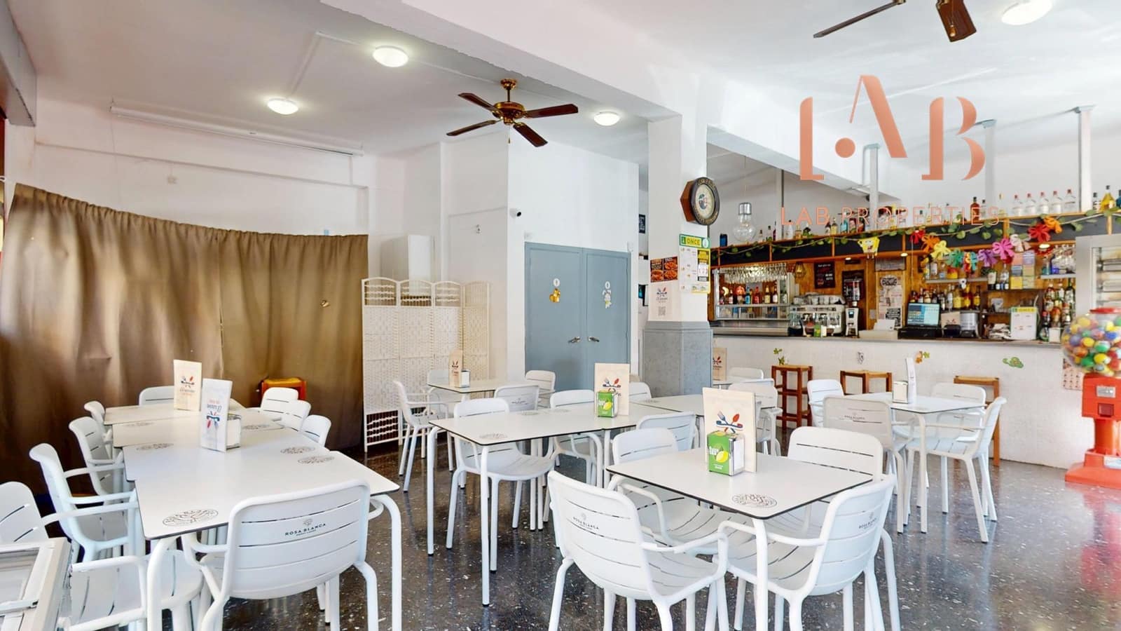 Kaupallinen vuokrattavana paikassa Palma de Mallorca - 1 020 € (Ref: 9915793)