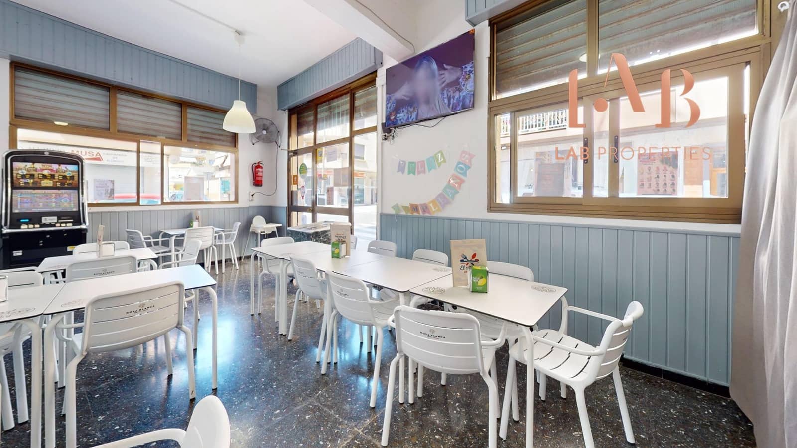 Kaupallinen vuokrattavana paikassa Palma de Mallorca - 1 020 € (Ref: 9915793)