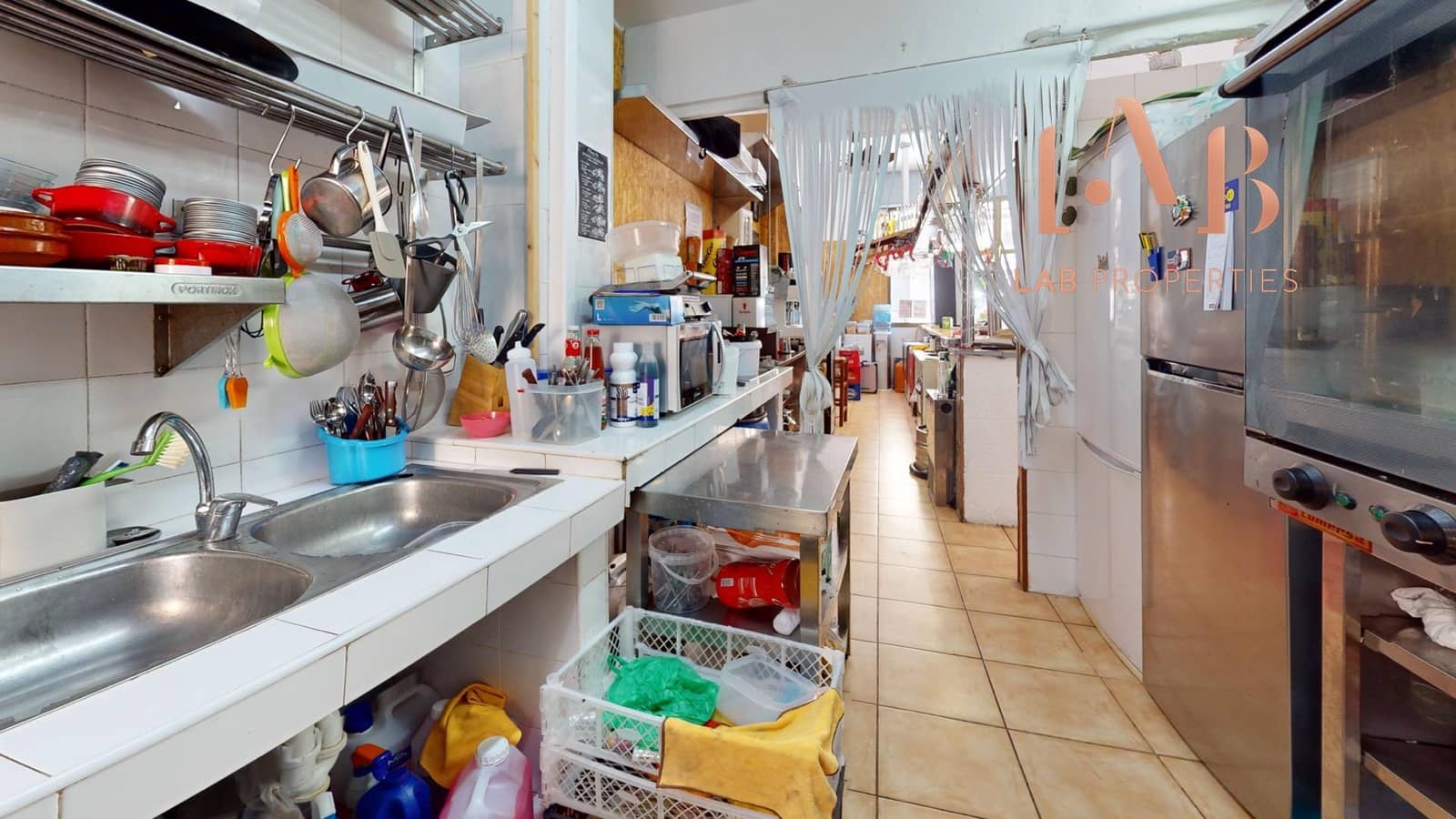 Kaupallinen vuokrattavana paikassa Palma de Mallorca - 1 020 € (Ref: 9915793)