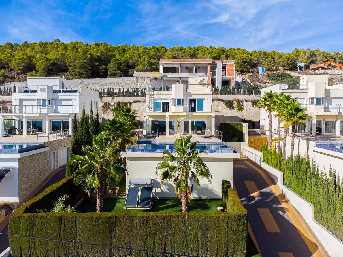 4 quarto Moradia para venda em Calpe / Calp com piscina garagem - 1 150 000 € (Ref: 8595881)