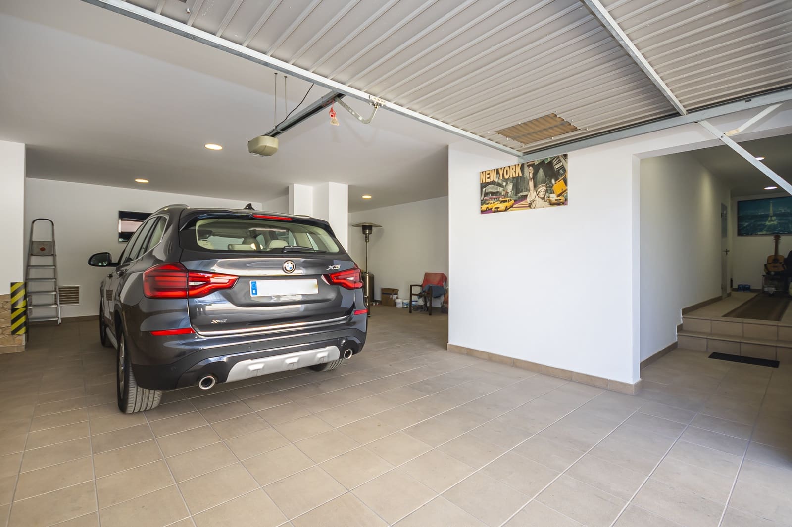 4 quarto Moradia para venda em Calpe / Calp com piscina garagem - 1 150 000 € (Ref: 8595881)