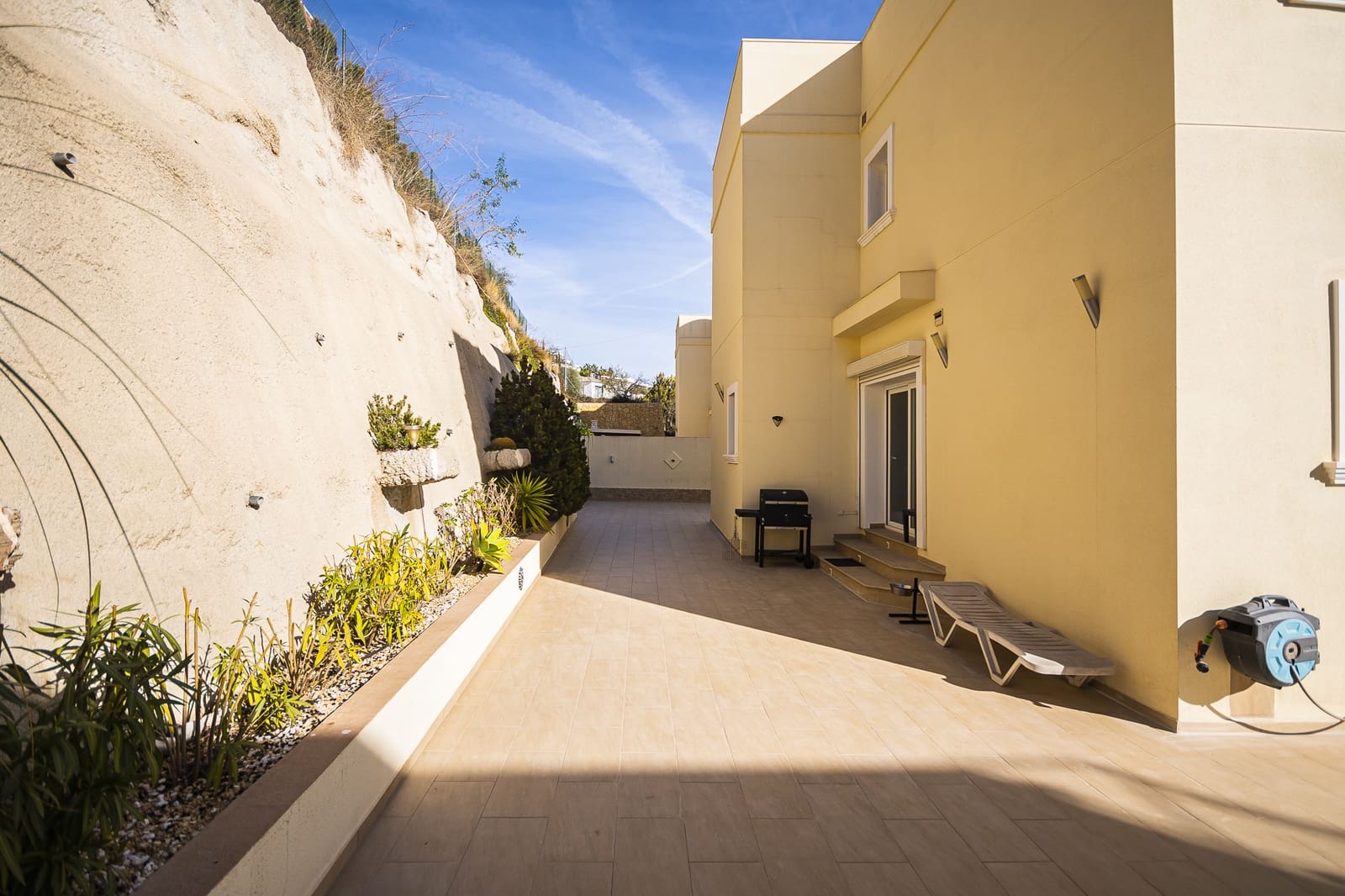 4 quarto Moradia para venda em Calpe / Calp com piscina garagem - 1 150 000 € (Ref: 8595881)