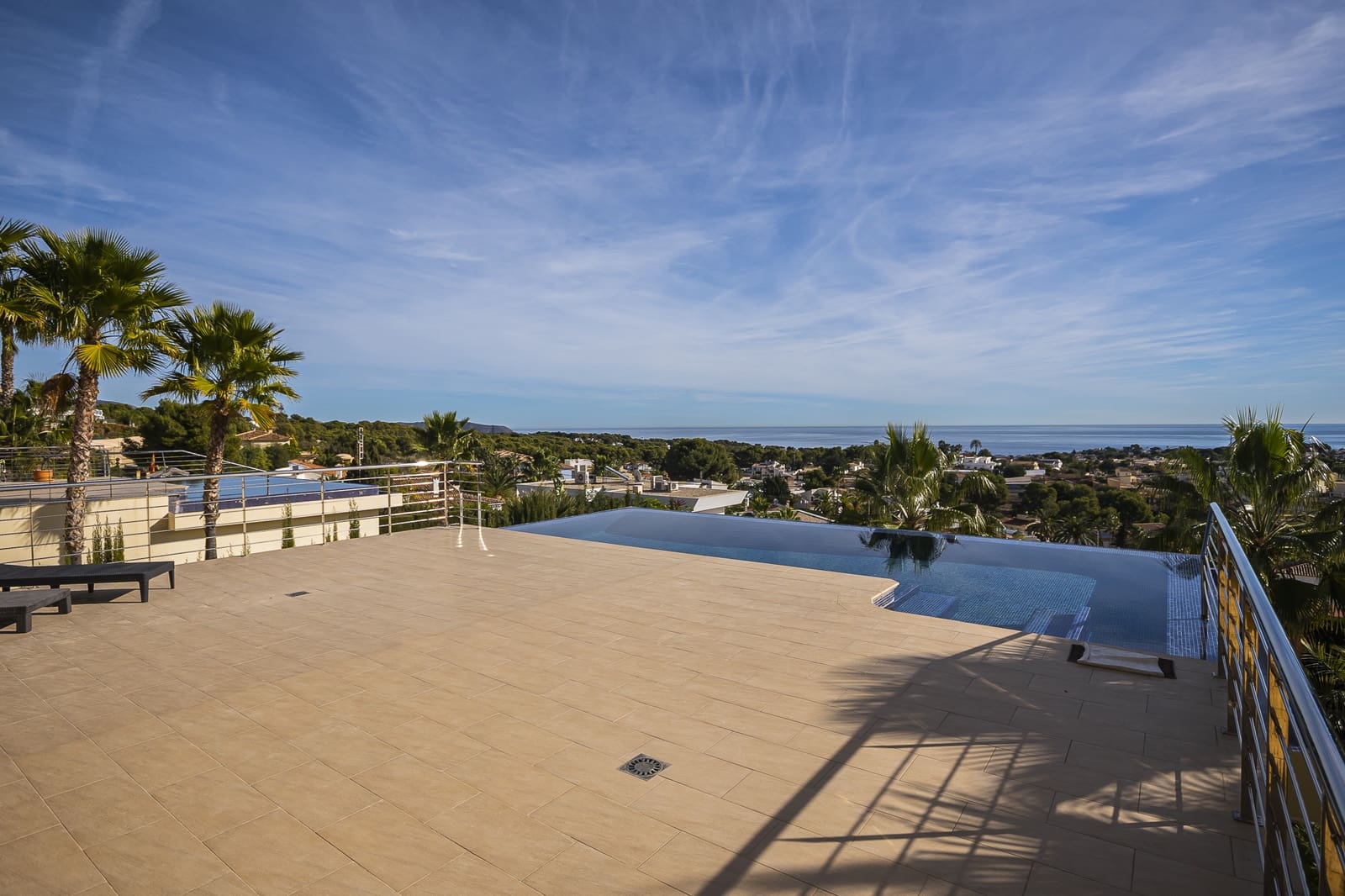 4 quarto Moradia para venda em Calpe / Calp com piscina garagem - 1 150 000 € (Ref: 8595881)