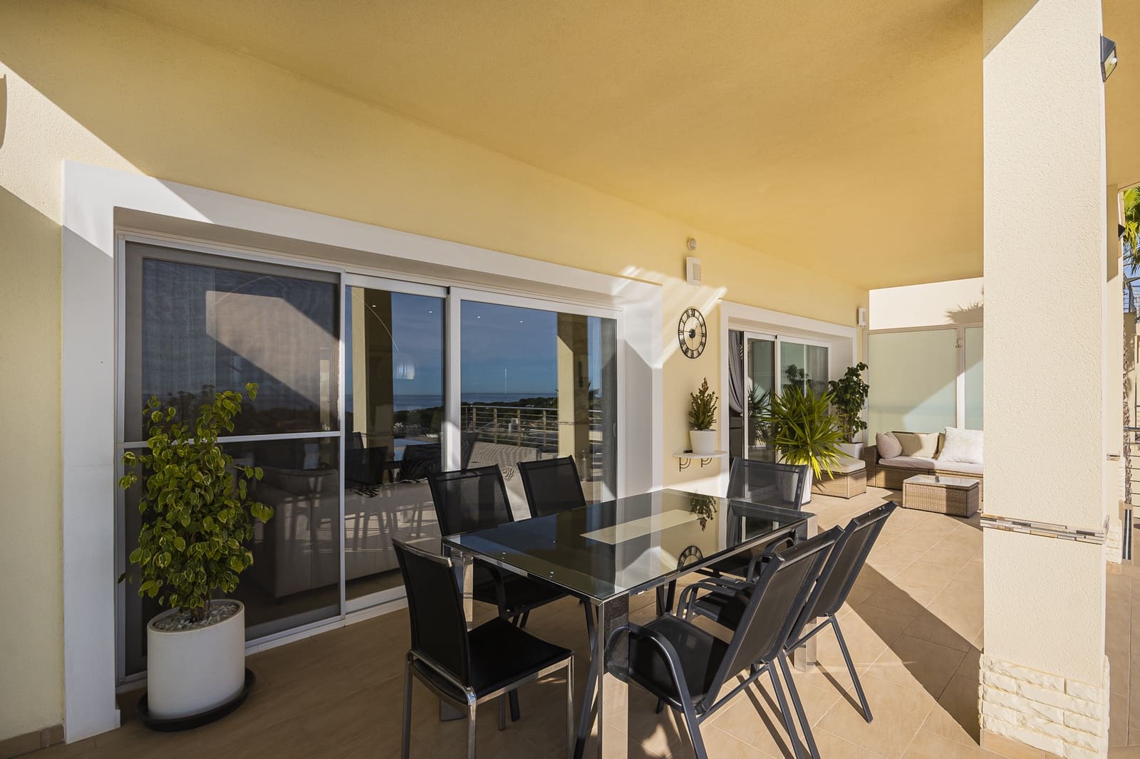 4 quarto Moradia para venda em Calpe / Calp com piscina garagem - 1 150 000 € (Ref: 8595881)