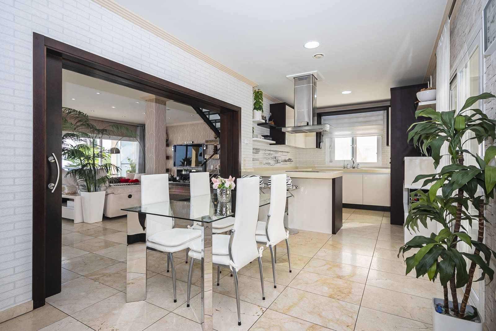 4 quarto Moradia para venda em Calpe / Calp com piscina garagem - 1 150 000 € (Ref: 8595881)