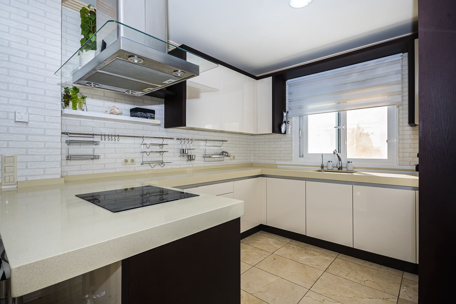 4 quarto Moradia para venda em Calpe / Calp com piscina garagem - 1 150 000 € (Ref: 8595881)