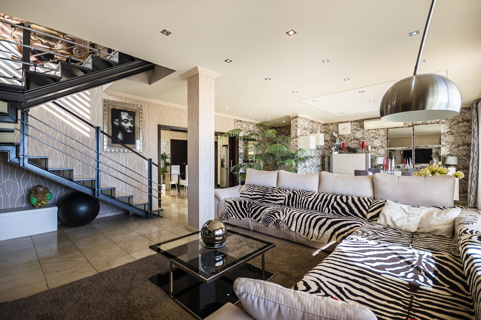 4 quarto Moradia para venda em Calpe / Calp com piscina garagem - 1 150 000 € (Ref: 8595881)