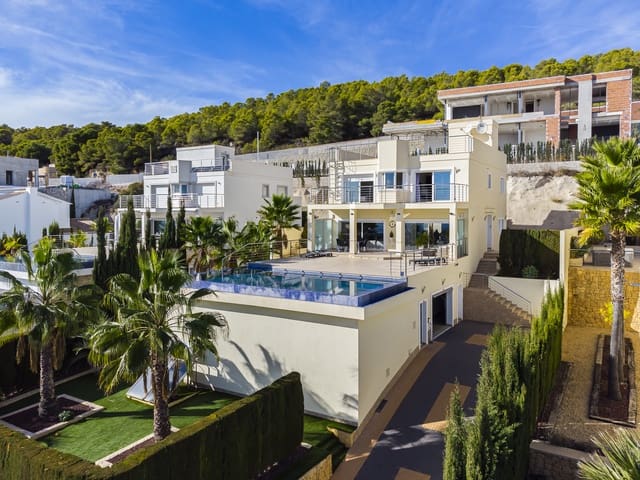 4 quarto Moradia para venda em Calpe / Calp com piscina garagem - 1 150 000 € (Ref: 8595881)