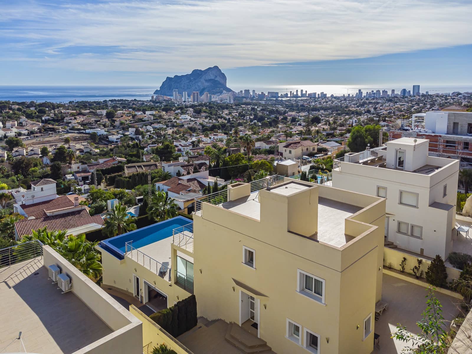 4 quarto Moradia para venda em Calpe / Calp com piscina garagem - 1 150 000 € (Ref: 8595881)