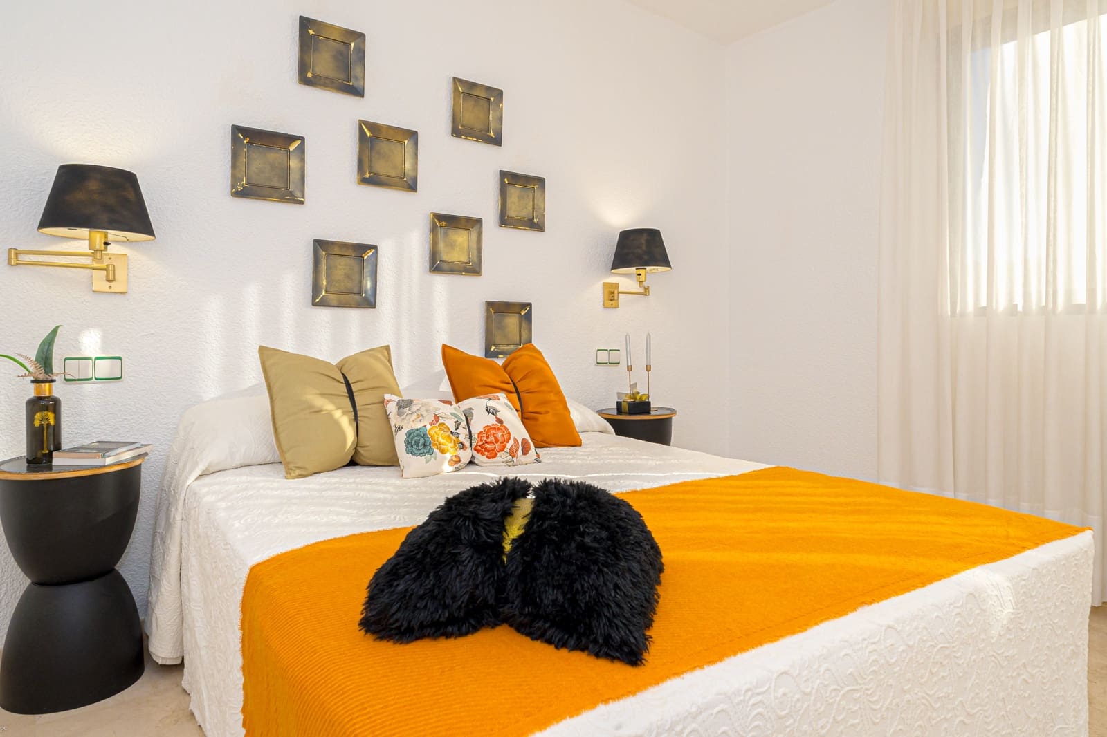 4 bedroom Penthouse for sale in Benidorm with pool - € 1,150,000 (Ref: 8826152)