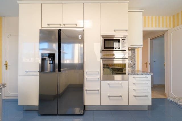 4 soverom Penthouse til salgs i Benidorm med svømmebasseng - € 1 150 000 (Ref: 8826152)