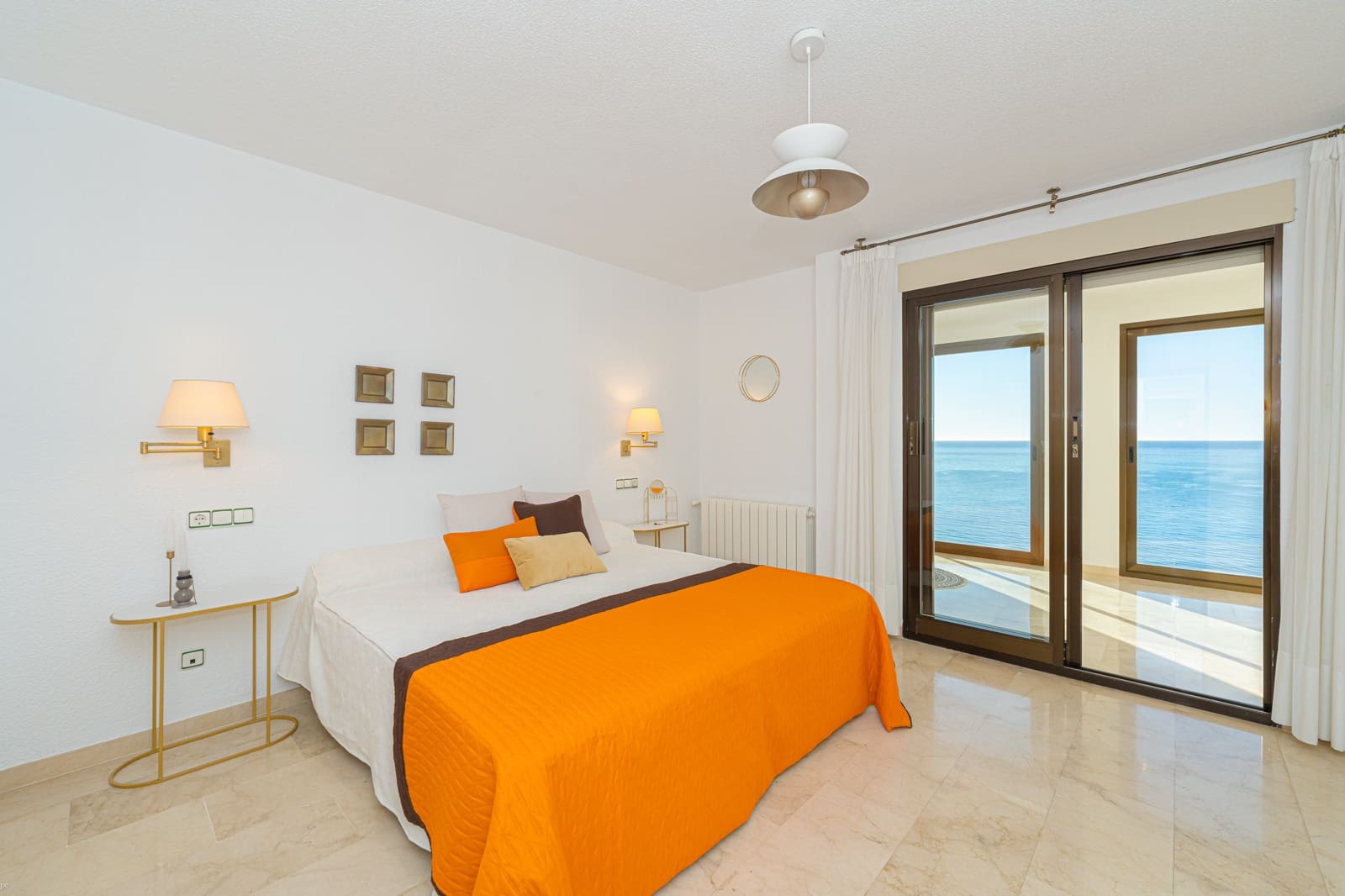 4 bedroom Penthouse for sale in Benidorm with pool - € 1,150,000 (Ref: 8826152)