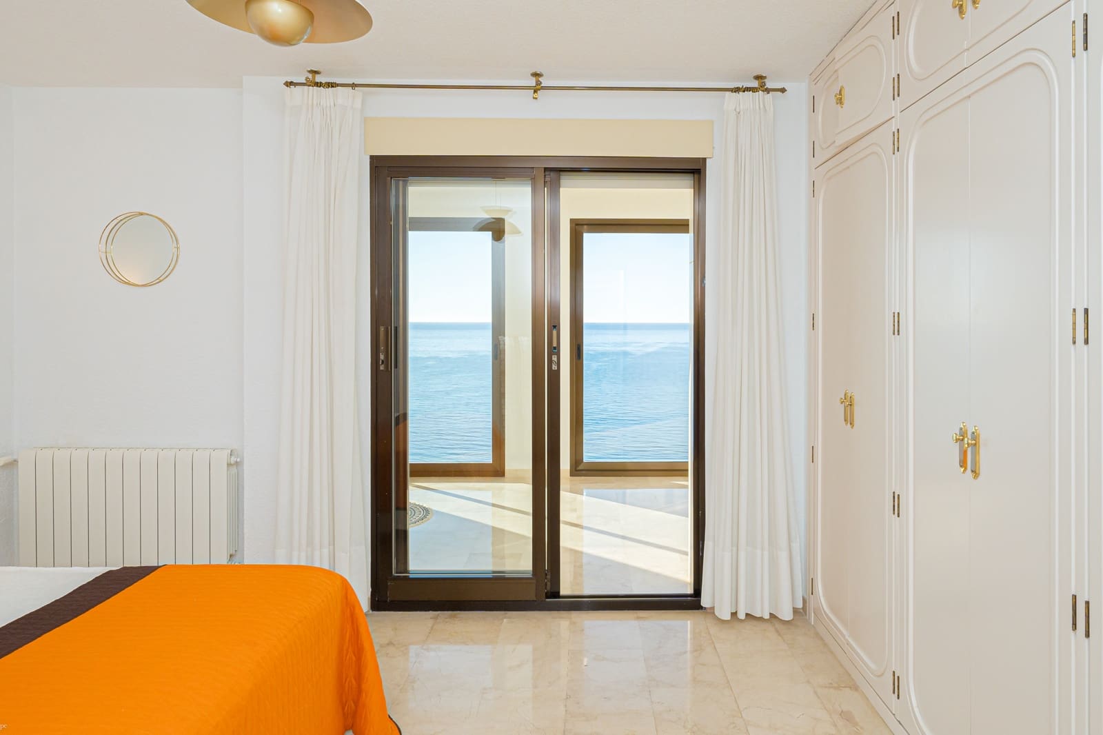 4 bedroom Penthouse for sale in Benidorm with pool - € 1,150,000 (Ref: 8826152)