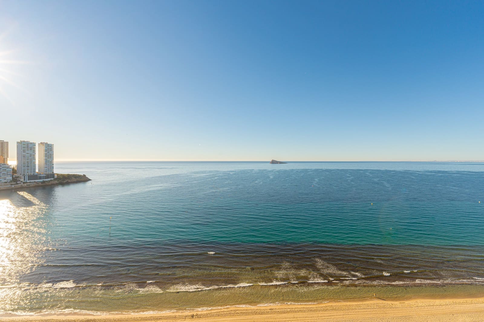 4 bedroom Penthouse for sale in Benidorm with pool - € 1,150,000 (Ref: 8826152)