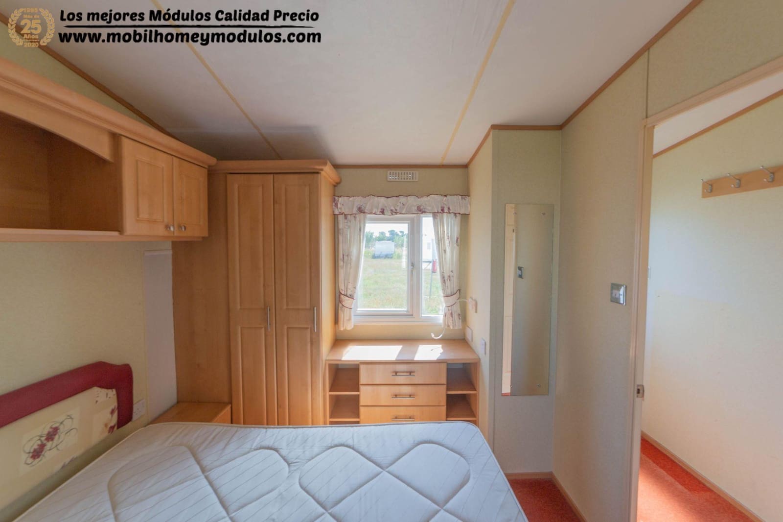 Asuntovaunu myytävänä paikassa Forallac - 28 950 € (Ref: 9318084)