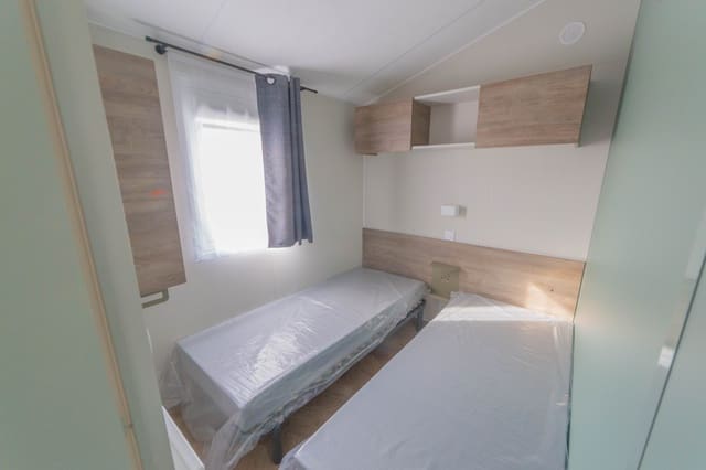 Mobile Home for sale in Vulpellac, Forallac - € 46,950 (Ref: 9432471)