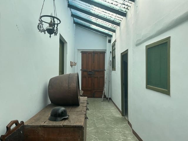 10 bedroom Villa for sale in Jerte - € 550,000 (Ref: 8067797)