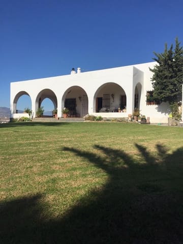 5 soveværelse Villa til salg i Pechina med swimmingpool - € 900.000 (Ref: 8109403)